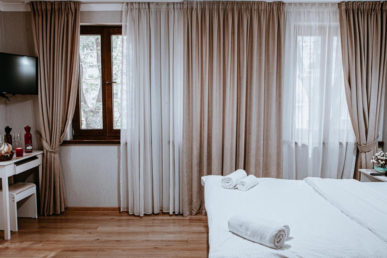 Sama Grand Hotel Тбилиси Экстерьер фото