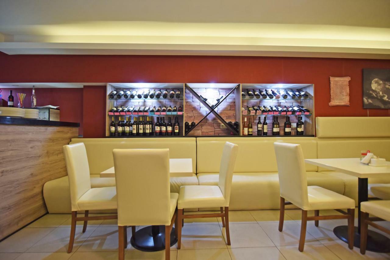 Sama Grand Hotel Тбилиси Экстерьер фото