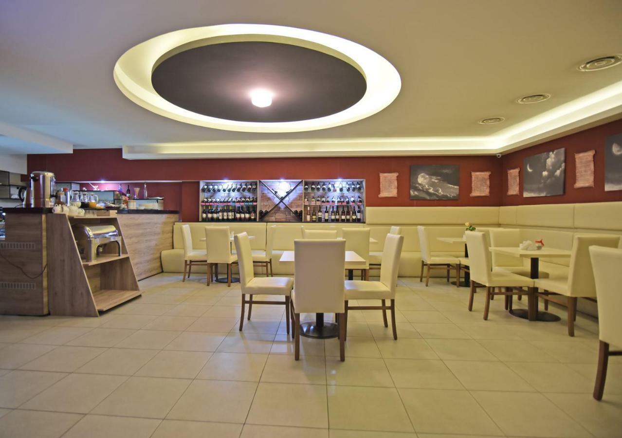 Sama Grand Hotel Тбилиси Экстерьер фото