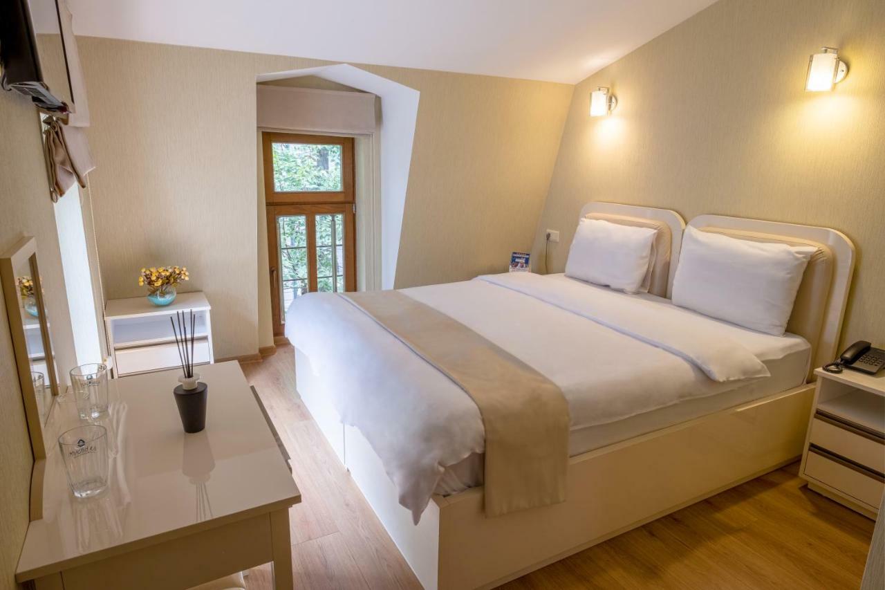 Sama Grand Hotel Тбилиси Экстерьер фото