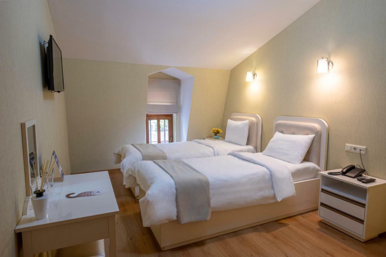 Sama Grand Hotel Тбилиси Экстерьер фото